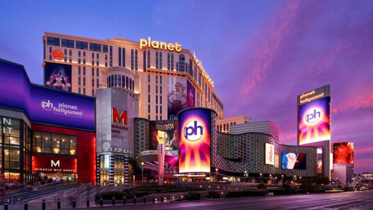 planet-hollywood
